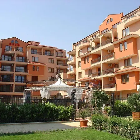 Lovely Holiday Efir , With Pool Near Beach, Efir Complex, Parking